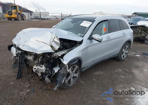 2016 Mercedes-Benz Glc 300 4Matic from USA, damaged, VIN WDC0G4KB7GF021236